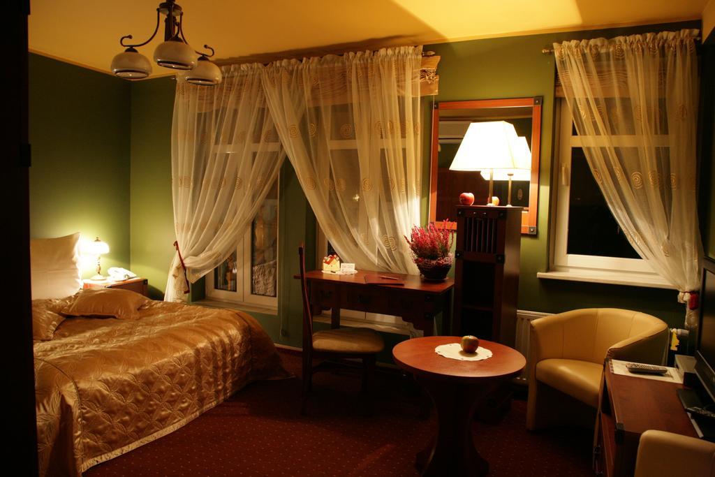 Hotel Atrium Nowy Tomyśl Eksteriør bilde