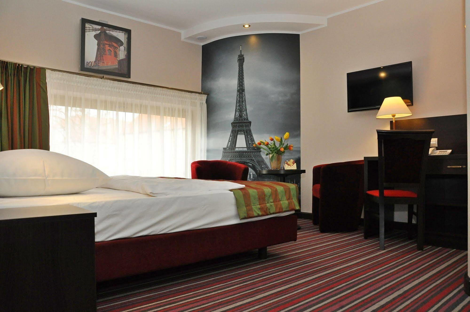 Hotel Atrium Nowy Tomyśl Eksteriør bilde