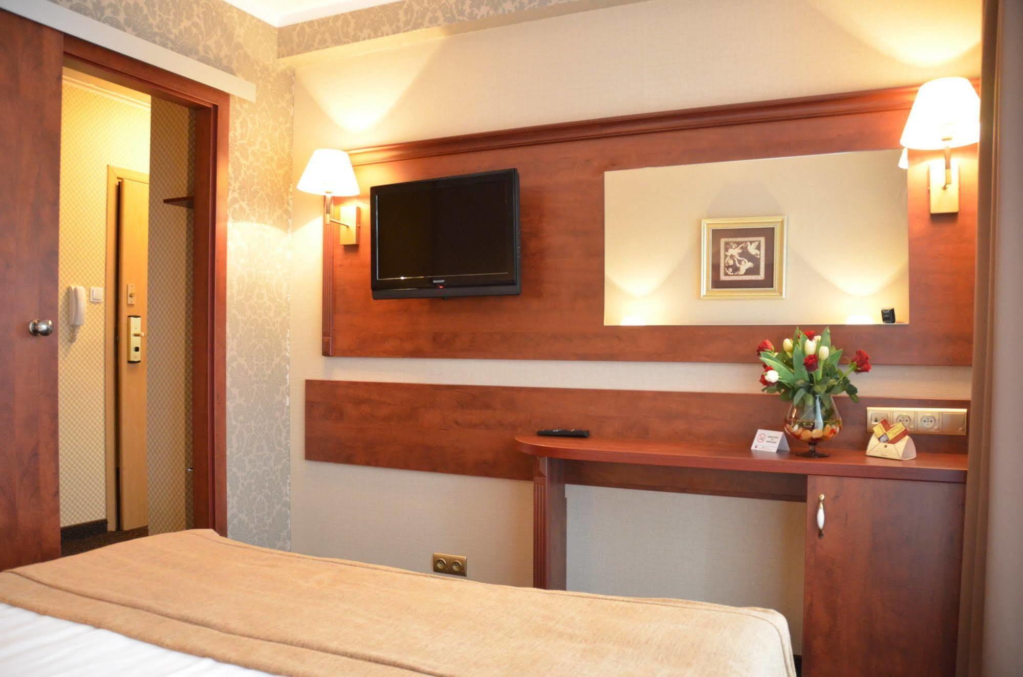 Hotel Atrium Nowy Tomyśl Eksteriør bilde